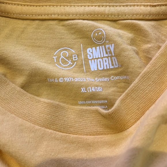Smiley World graphic long sleeve tshirt - Picture 2 of 2